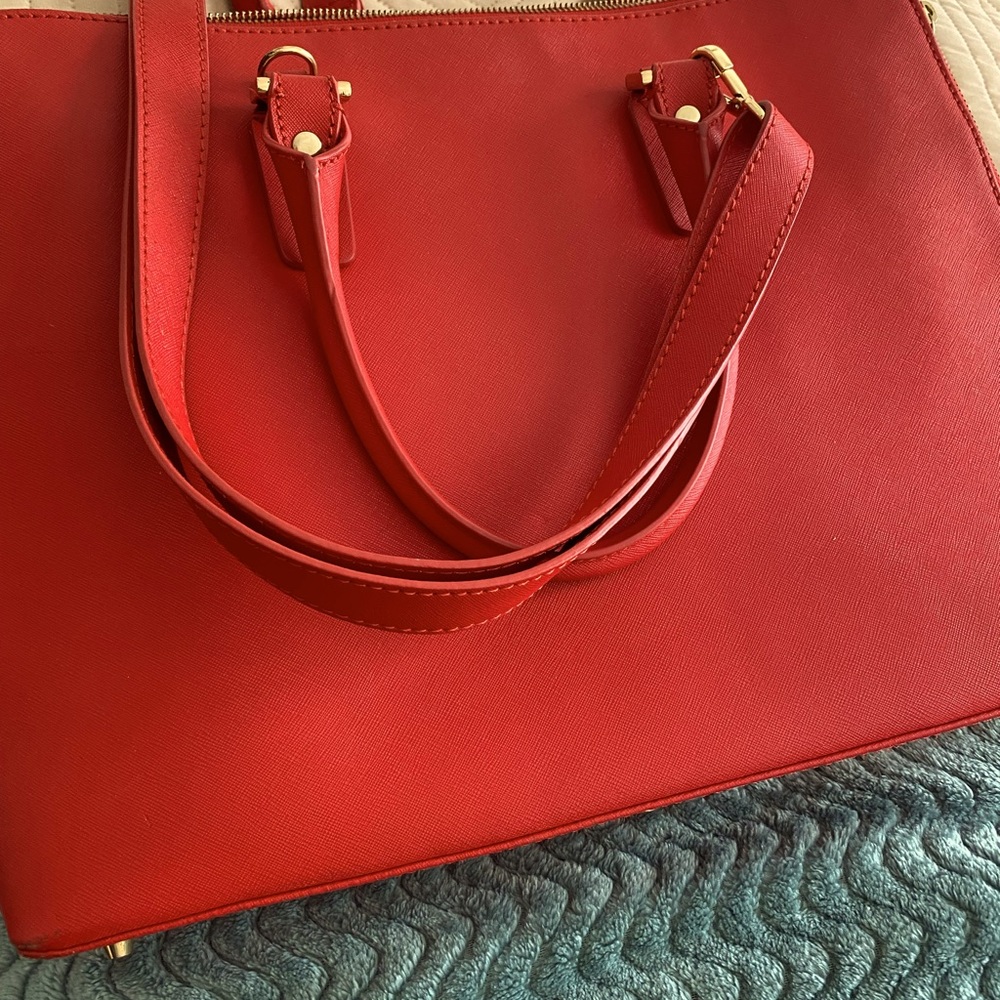 Danier leather Elegant Red Women's Tote Bag